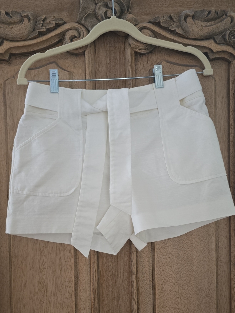LOFT Cream High-Waist Tie-Belt Shorts